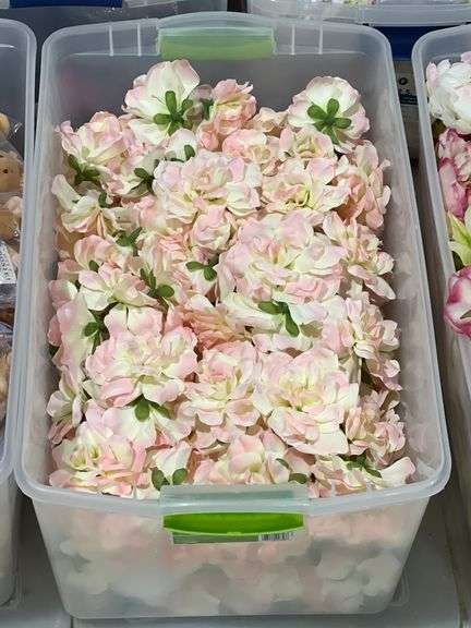 NEW FAUX FLOWERS USED FOR HAIR CLIPS AND ARRANGEMENTS, SOLD PER BUNDLE