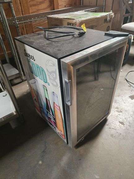 IDW DISPLAY MINI REFRIGERATOR MODEL GS-2.5-NA34B 2.34cu.ft. 110-120V .78A R600a REFRIGERANT APROX 18"x20"x2'