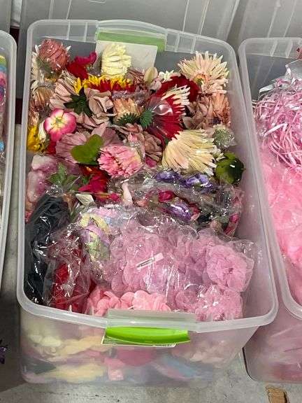 NEW FAUX FLOWERS USED FOR HAIR CLIPS AND ARRANGEMENTS, SOLD PER BUNDLE