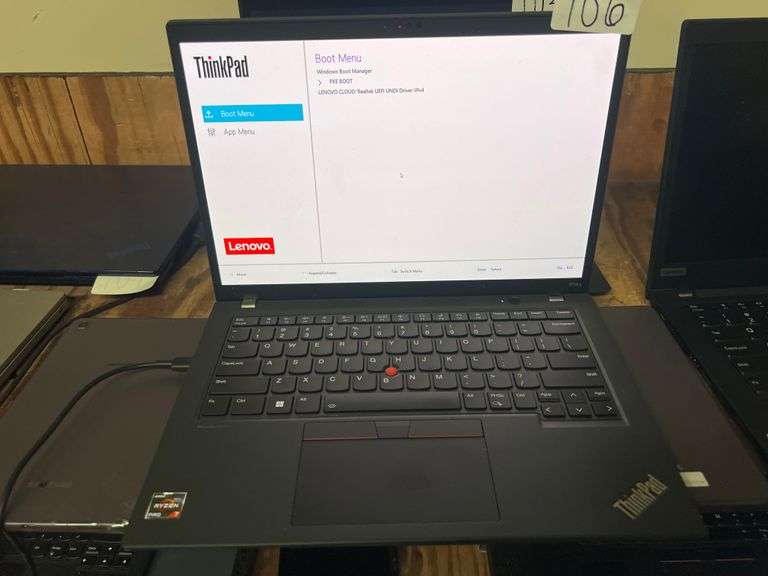 LENOVO THINKPAD P14s LAPTOP WITH AMD RYZEN PRO 7, NO MEMORY BUT POWERS ON