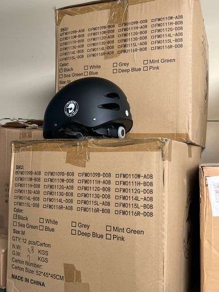 MCBOB KIDS BLACK MEDIUM SKATEBOARD HELMET FM0109B-A08