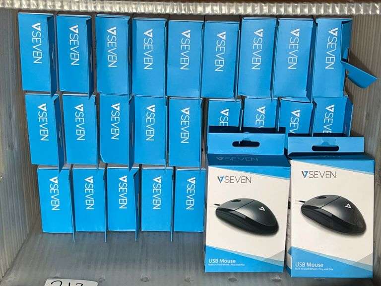 VSEVEN USB MOUSE WITH BUILT-IN SCROLL WHEEL, PLUG N PLAY MV3000010