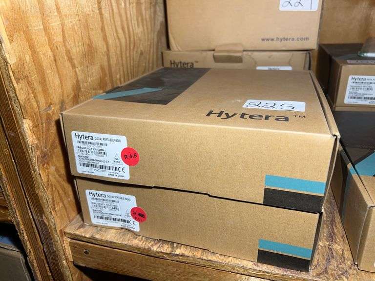 HYTERA DIGITAL PORTABLE RADIO PD782G U(2) GPS 450-520MHz MODEL PD782-000G0000-000000-U2-0-K APPEAR NEW IN OPEN BOX