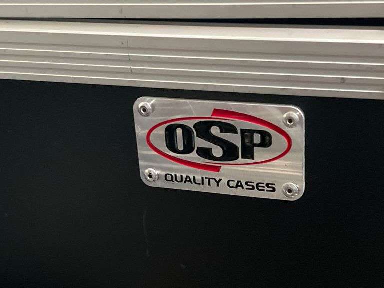 OSP QUALITY CASES LOCKING STORAGE CASE APROX 20"x16"x1'