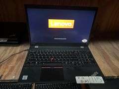 LENOVO THINKPAD T15 LAPTOP WITH INTEL i7 vPRO, NO MEMORY POWERS ON