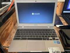 SAMSUNG XE310XBA CHROMEBOOK POWERS ON