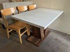 47" DINING TABLE FOR 4 WITH WHITE TOP AND HEAVY DUTY WOODEN BROWN PEDESTAL APROX 47"x31"x29.5"