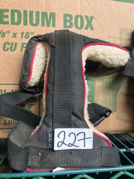 SMALL/MEDIUM CUSHIONED DOG VEST