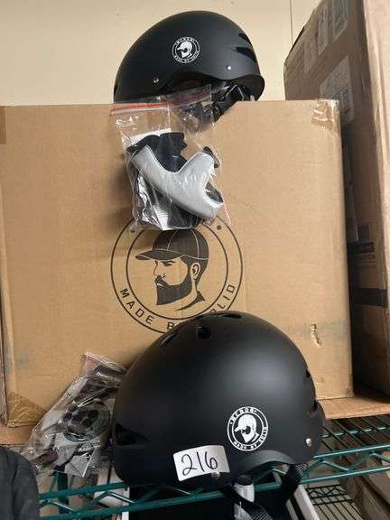 MCBOB KIDS BLACK MEDIUM SKATEBOARD HELMET FM0109B-A08 BRAND NEW