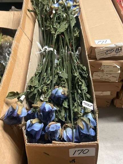BLUE ARTIFICIAL ROSE STEMS 40303 APROX 26"