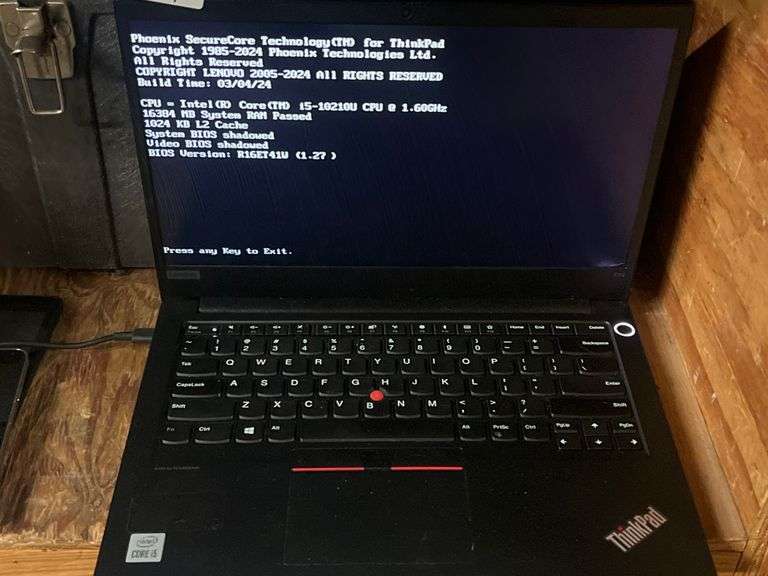 LENOVO THINKPAD E14 LAPTOP CORE i5 POWERS ON WITH RAM BUT NO MEMORY