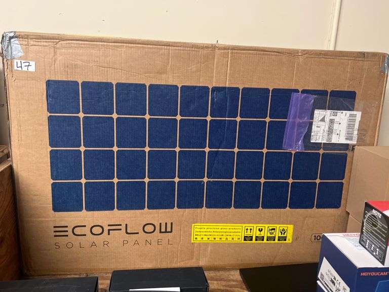 ECOFLOW 100W RIGID SOLAR PANEL BLACK 17.1V-5.9A MODEL EF-SG-M100
