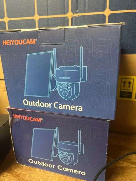 HEIYOUCAM OUTDOOR CAMERA MODEL C360 WITH SOLAR PANEL