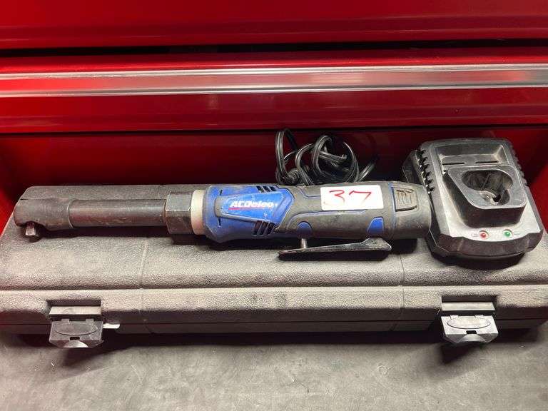 AC Delco ARW1218 Li-Ion Battery Powered Ratchet Wrench 12V with 2 Batteries & Charger