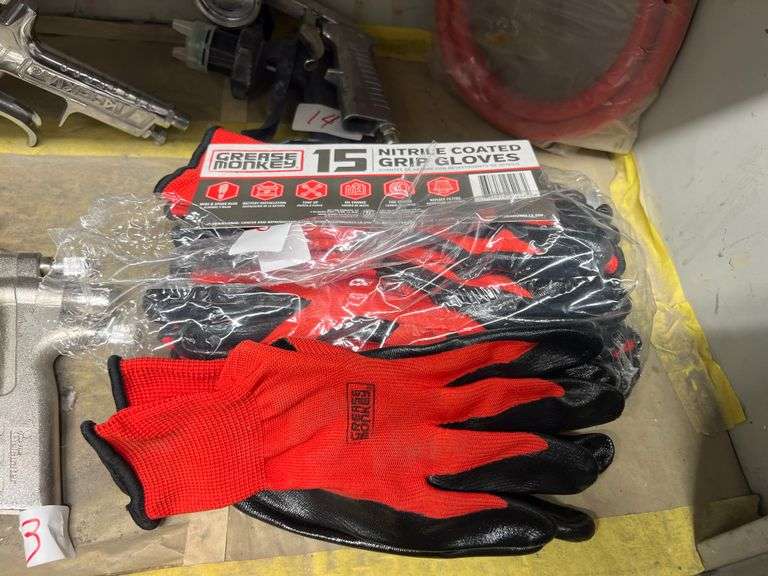Grease Monkey Nitrile Coated Grip Gloves New