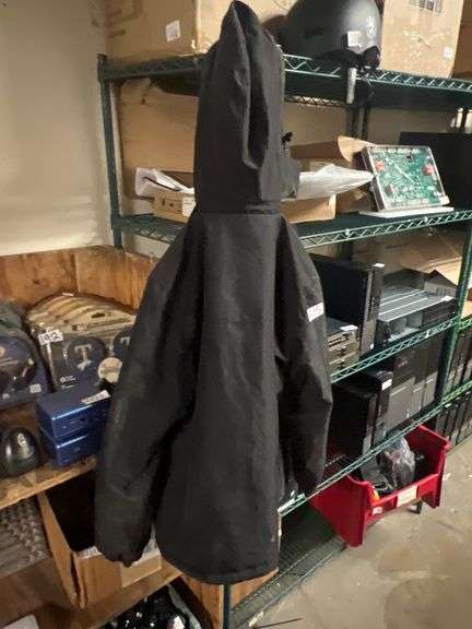 WATERPROOF BREATHABLE LARGE SPORTS JACKET
