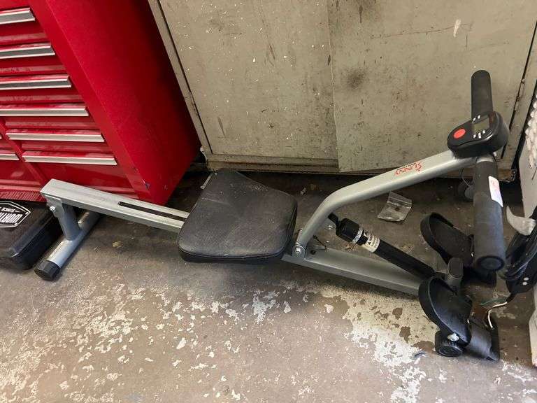 Sunny Health & Fitness Exercise Row Machine