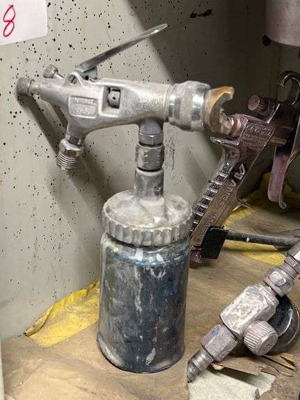 Devilbiss EGHV High Volume Precision Paint Spray Gun Auto Body