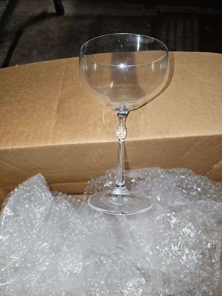 SET OF 4 MARGARITA GLASSES EACH CAREFULLY WRAPPED IN BUBBLE WRAP