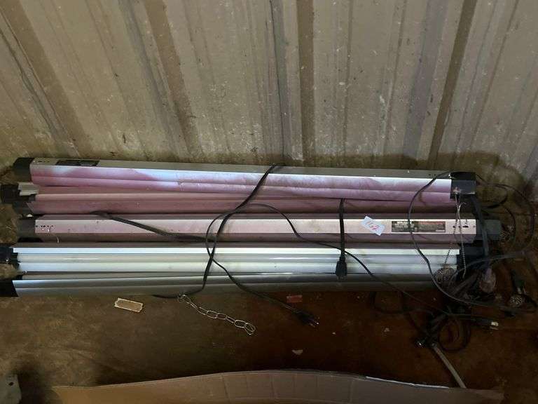 Braum 5500 Lumens 4ft LED Linkable Shop Lights