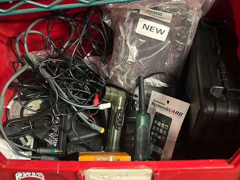VARIETY OF ELECTRONICS AND CABLING