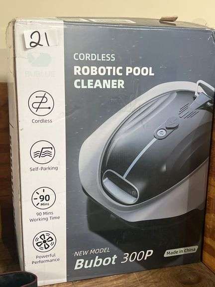 BUBLUE CORDLESS ROBOTIC POOL CLEANER A10PS MODEL BUBOT 300P