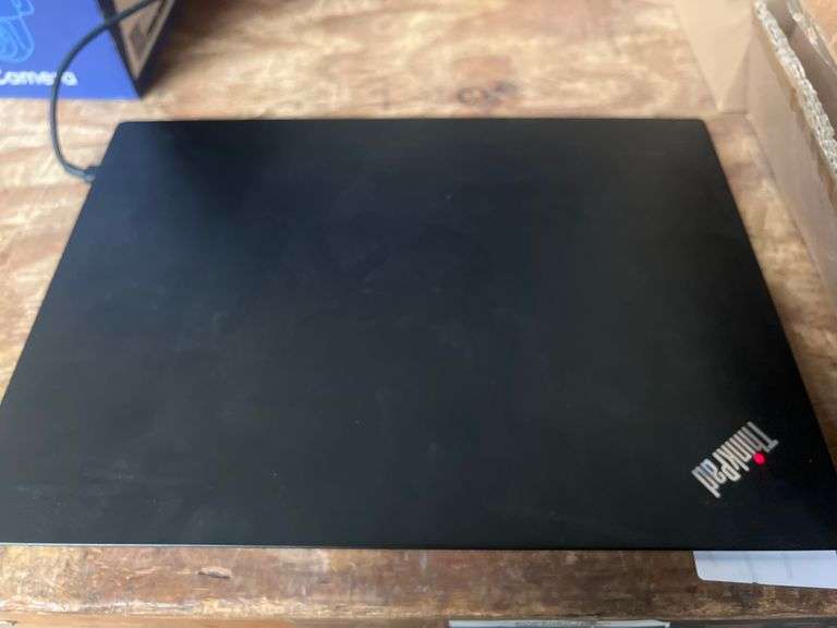 LENOVO THINKPAD E14 LAPTOP CORE i5 10TH GEN POWERS ON WITH RAM BUT NO MEMORY