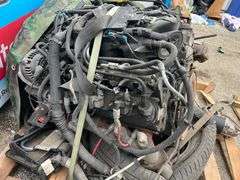 5.3 liter GM LS engine with wiring harness and ECU