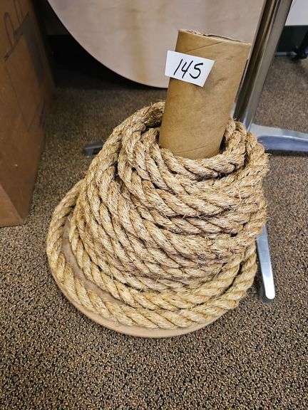 HEAVY DUTY THICK ROPE APROX 25' +