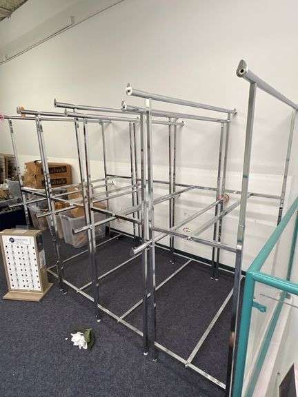 CHROME MULTI-LEVEL CLOTHING RACK APROX 5'x2'x6'