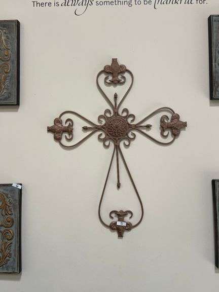METAL 2.5' WALL HANGING CROSS