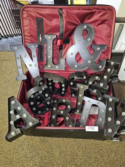 LEATHER LIKE 4-WHEEL SUITCASE FULL OF VARIOUS LIGHT UP SHADOW BOX LETTERS APROX 10"H