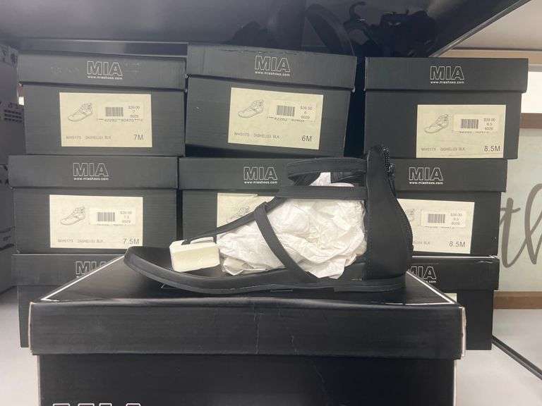 MIA DASHIELLA BLACK WOMEN'S SANDALS MH0175 RETAIL $39 EA. NEW IN BOX SIZES INCLUDE 6, 7, 7.5, 8.5