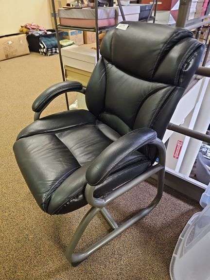 LEATHER STATIONARY OFFICE CHAIR