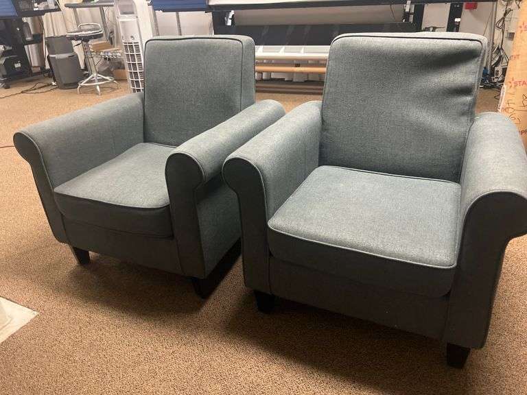 NOBLE HOUSE HOME FURNISHINGS SINGLE PERSON CUSHIONED UPHOLSTERED LOUNGE CHAIR WITH BLACK WOODEN LEGS APROX 2.5'x26"x2.5'