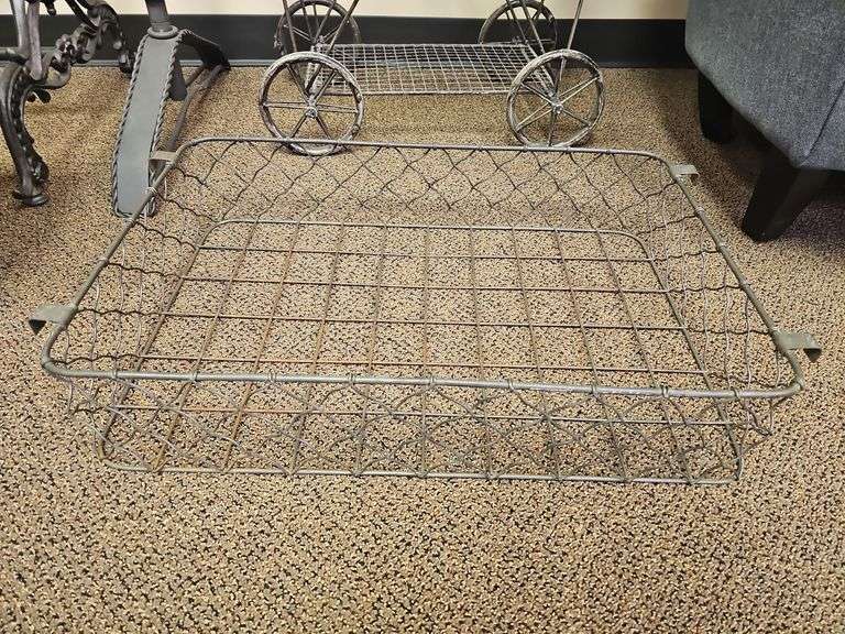 METAL WIRE BASKETS INCLUDING VINTAGE STYLE CARRIAGE