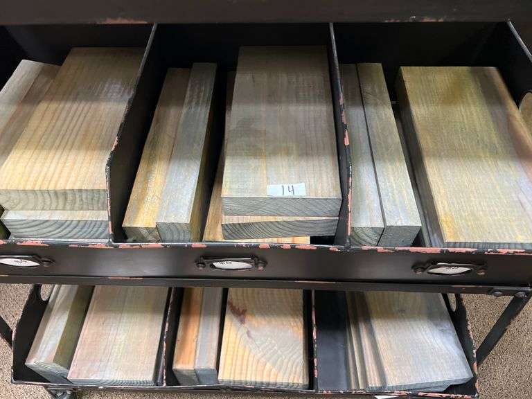 SOLID WOOD PLANKS APROX 6"x1'