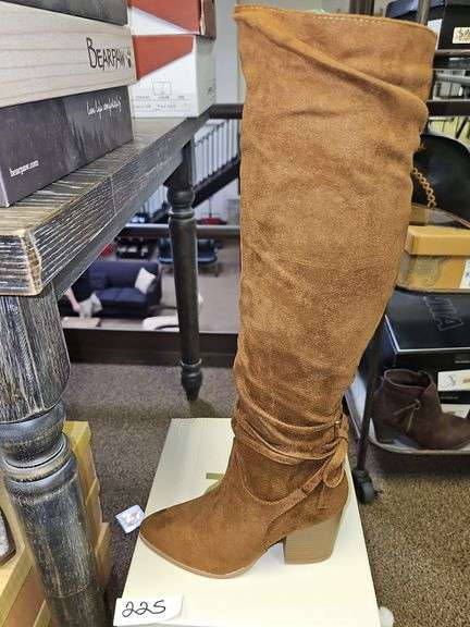 YOKI WOMEN'S SPADE 87BOOTS NEW IN BOX SIZES INCLUDE 6, 10