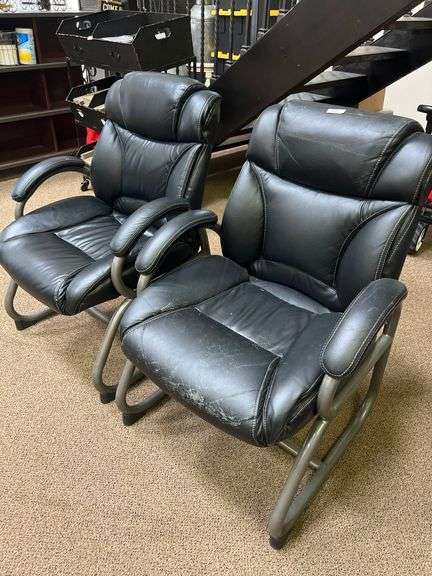 BLACK LEATHER LIKE OFFICE CHAIR WITH GREY METAL LEGS MODEL 5016S ITEM 631242059