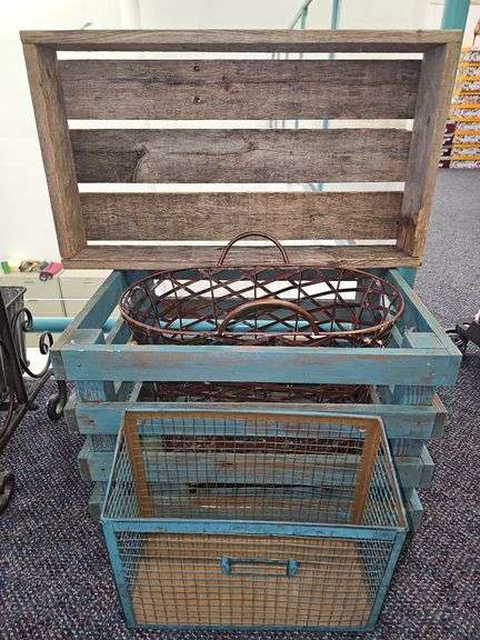 VARIOUS RUSTIC METAL AND WOODEN CRATES/BASKETS