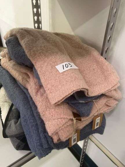 NEW KNIT INFINITY SCARVES EACH WITH TAG