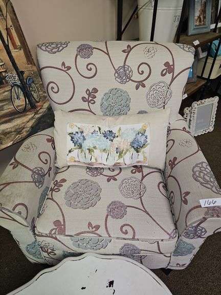 ALCOTT HILL ATWATER 31.75"WIDE POLYESTER ARMCHAIR APROX 38"H