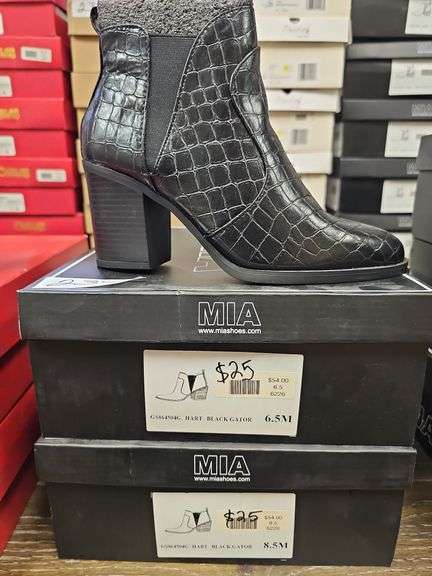 MIA WOMEN'S HART GATOR BOOTS RETAIL $25 EA. NEW IN BOX SIZES INCLUDE 6.5, 8.5