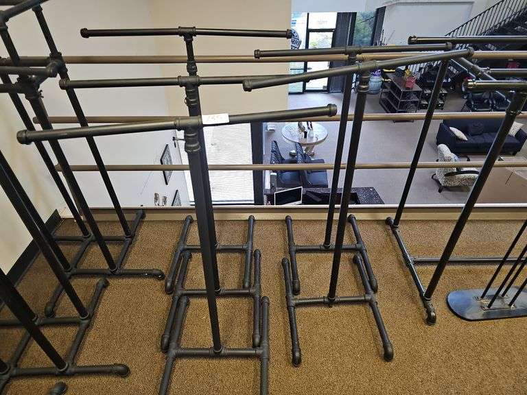 CUSTOM FABRICATED METAL PIPING CLOTHING RACK APROX 32"x2'x4'