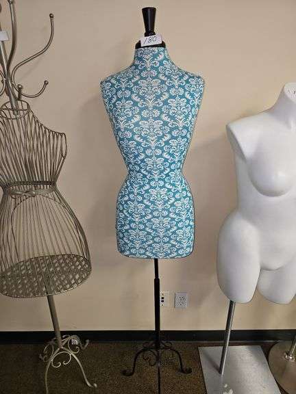 FABRIC FEMALE 30" MANNEQUIN WITH BLACK 35" WOOD AND METAL STAND