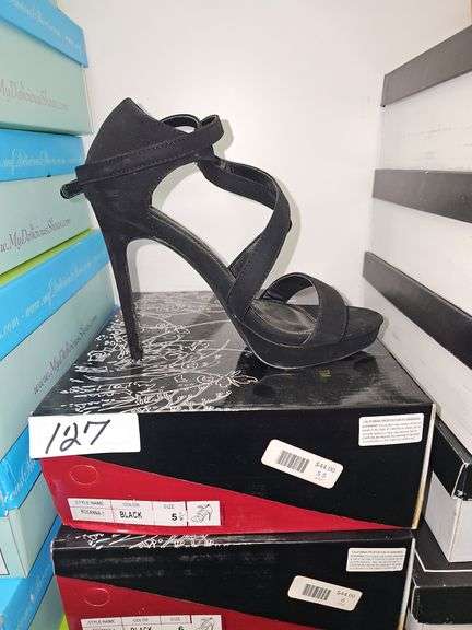 ROSANNA-1 WOMEN'S BLACK SANDALS RETAIL $44 EA. NEW IN BOX SIZES INCLUDE 5.5, 6, 7.5, 8, 10
