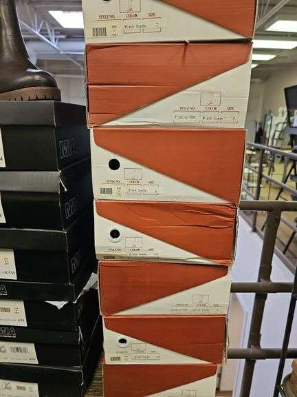 WOMEN'S BLACK SUEDE BOOTS7381 RETAIL $49 EA. NEW IN BOX SIZES INCLUDE 5.5, 6