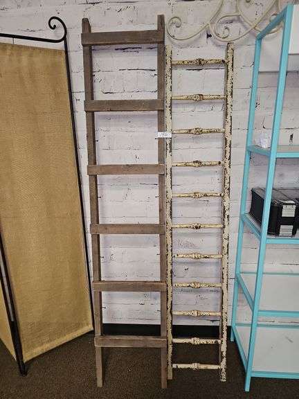 RUSTIC VINTAGE STYLE DECORATIVE LADDERS APROX 15"x6' & 1'x69"