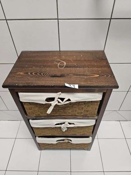 3-BASKET SMALL STORAGE UNIT APROX 15"x 9" x 25"