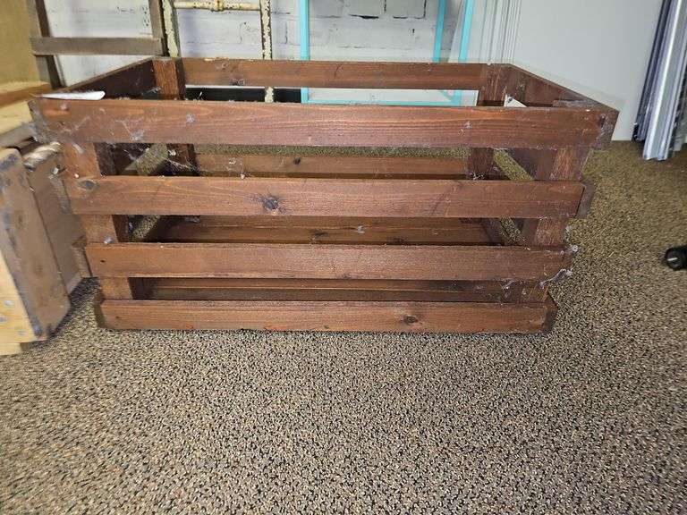 RAW WOODEN STORAGE CRATE APROX 25"x15"x1'